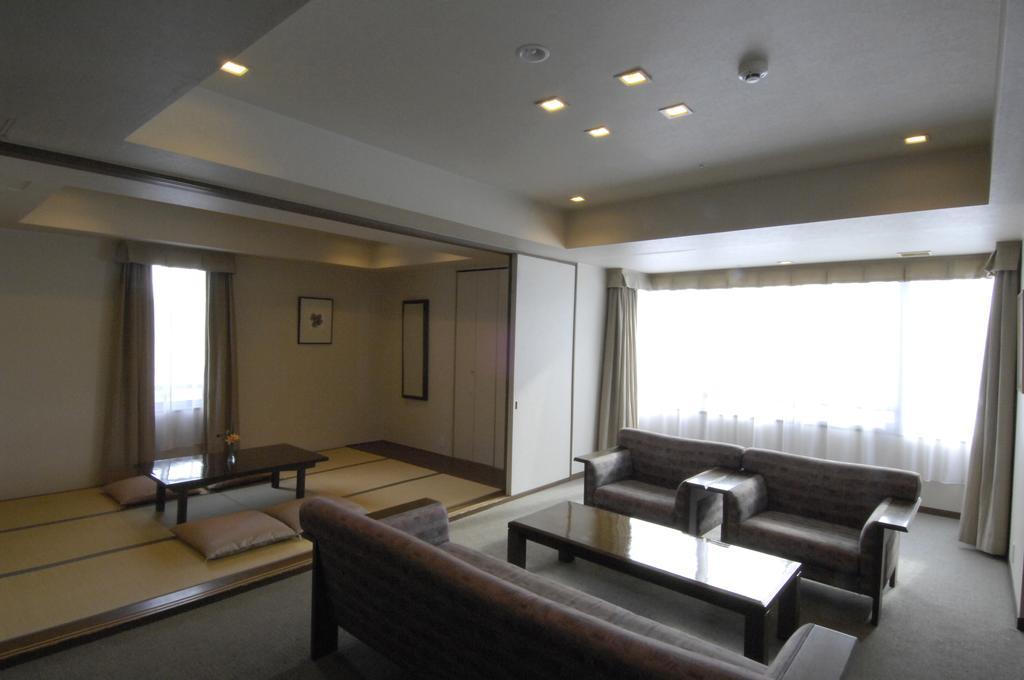 Karuizawakurabu Hotel 1130 Hewitt Resort Tsumagoi Luaran gambar