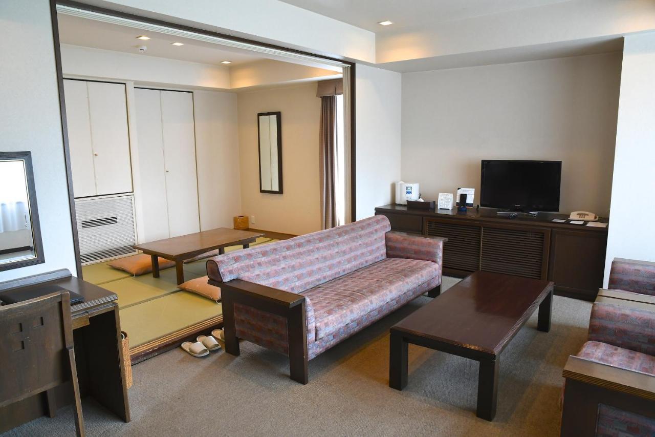 Karuizawakurabu Hotel 1130 Hewitt Resort Tsumagoi Luaran gambar