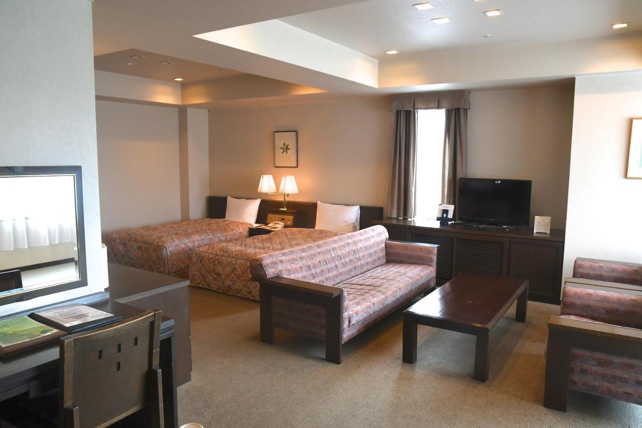 Karuizawakurabu Hotel 1130 Hewitt Resort Tsumagoi Luaran gambar